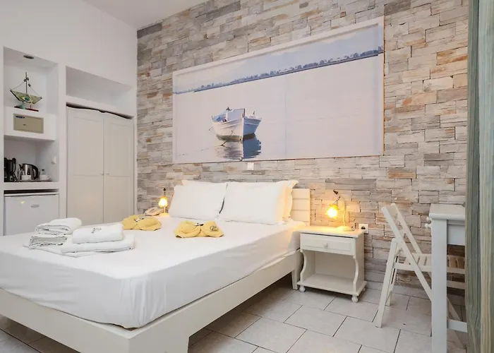 Dimitra Aparthotel 2*