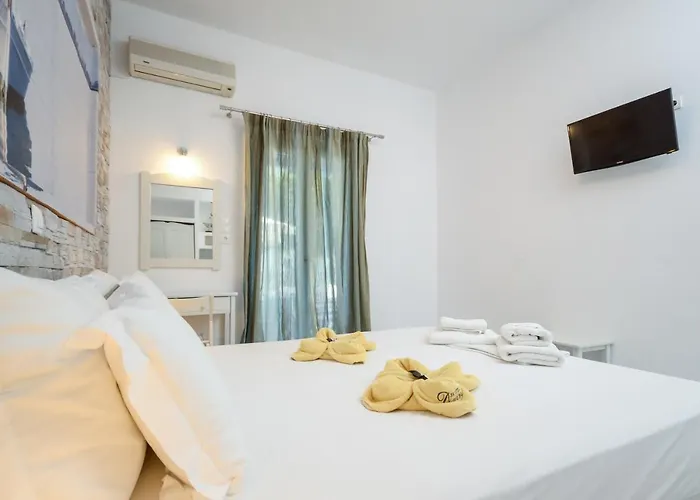 Dimitra Aparthotel 2*