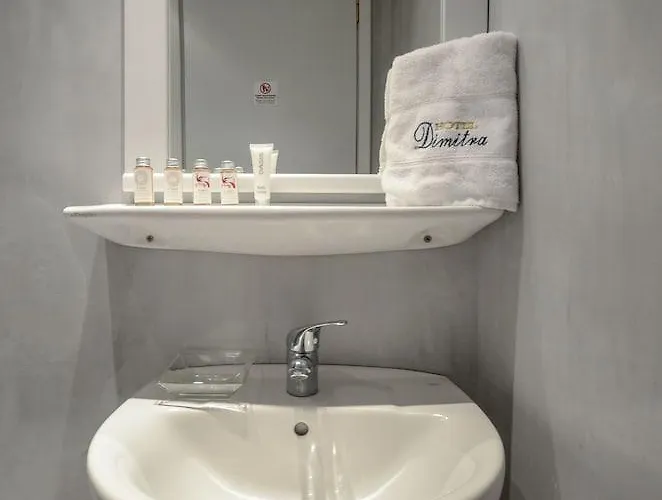 迪米特拉公寓式酒店 2*